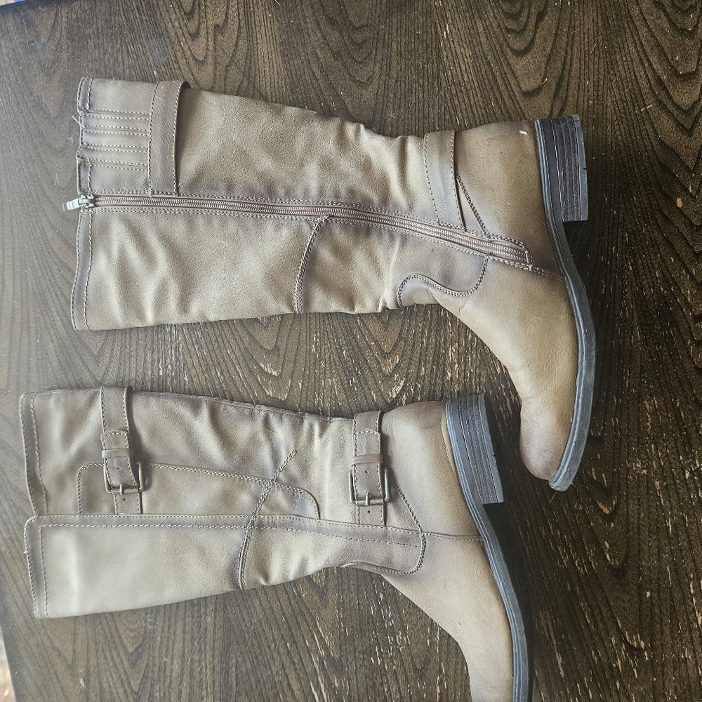 Stylish Tan Knee-High Boots